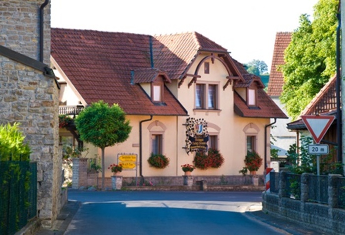 Weingut_Braun_Fahr.jpg
