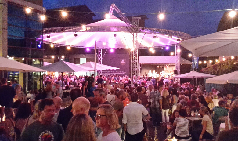 5_Winzer_Sommerach_Pfingstweinfest-MagicSky_Foto_WinzerSommerach.jpg
