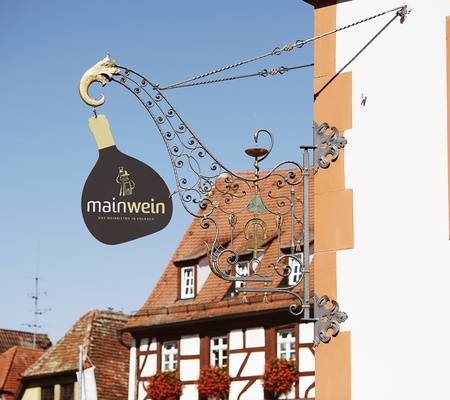 MainweinVolkach_Titelfoto.jpg