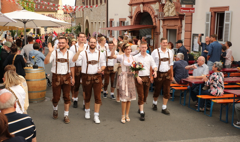Weinfest_Sommerach__Foto_Gabi_Zehnter.jpeg