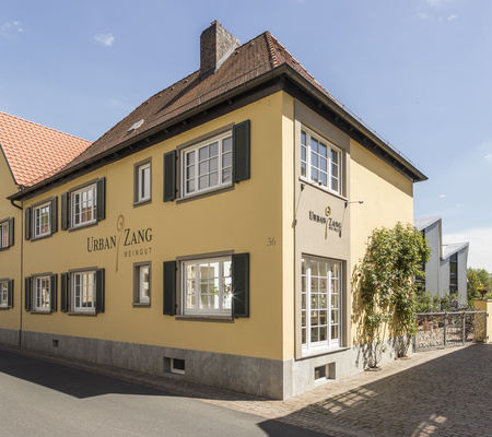 Weingut_Urban_Zang__Escherndorf_III.jpg
