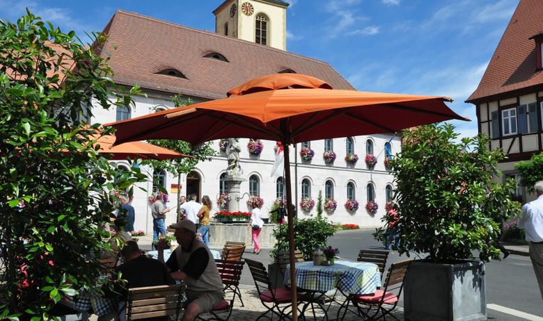 Erleben_und_Geniessen_Sommerach_Foto_InfoVinothek.jpg