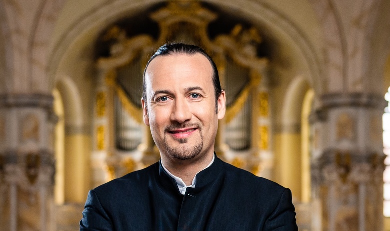 csm_Frauenkirchenkantor-Matthias-Gruenert_by-Thomas-Schlorke_e91ed088d7-2.jpeg