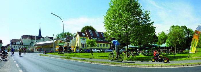 Panoramabild_Brauscha__nke_und_Bierg._2012.JPG