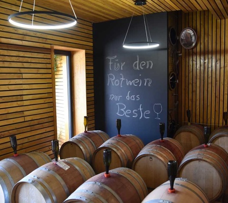 Weingut_Lother_Wipfeld.jpg